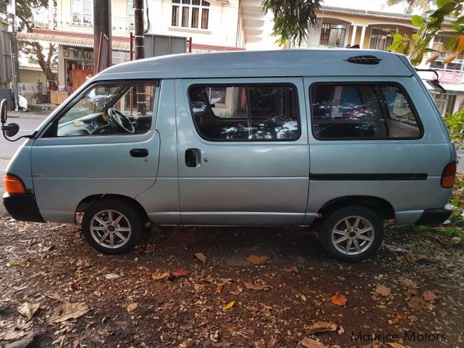 Toyota lite ace iii