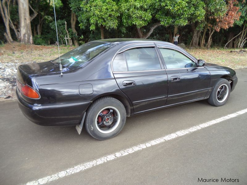 Mitsubishi eterna 1994