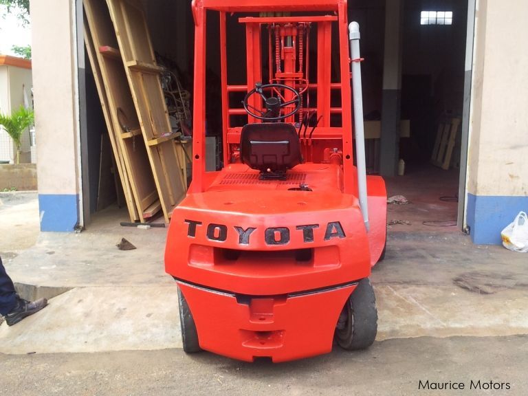 Used Toyota Forklift 2J 1995 2J for sale Royal Road, Petite Riviere