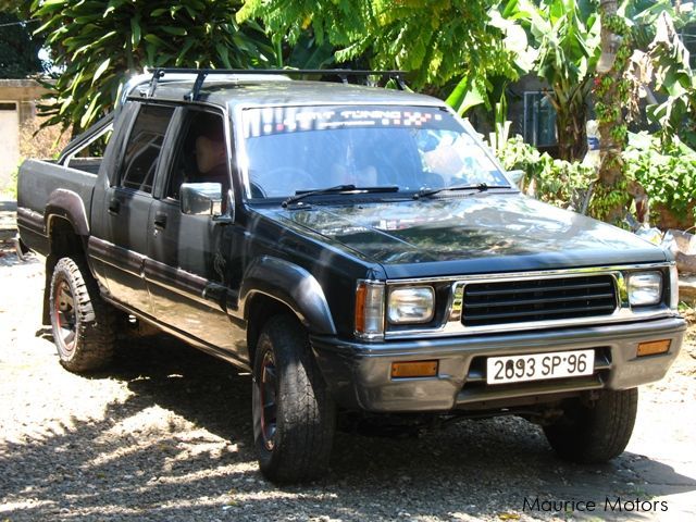 Mitsubishi l200 1996