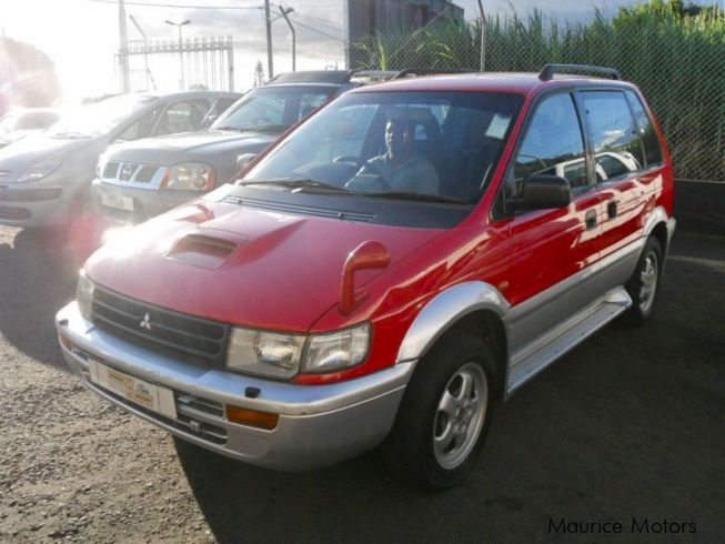 Mitsubishi rvr 1996