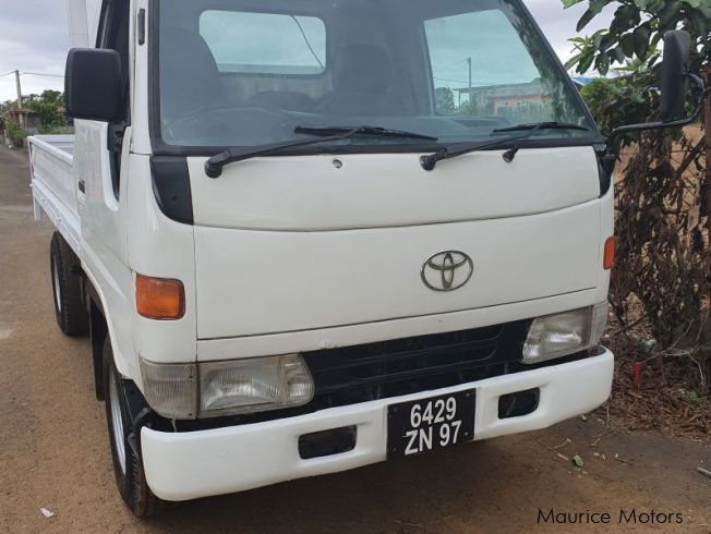 Toyota dyna 1997