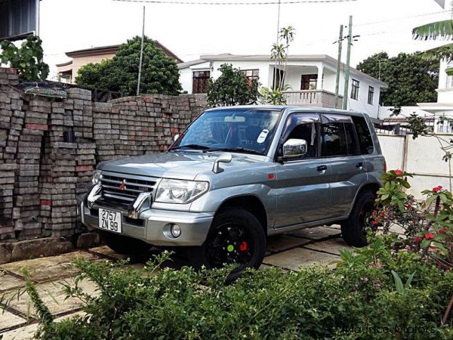 Спойлер mitsubishi pajero io