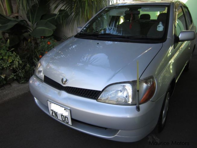 Used Toyota Platz | 2000 Platz for sale | Quatre-Bornes Toyota Platz ...