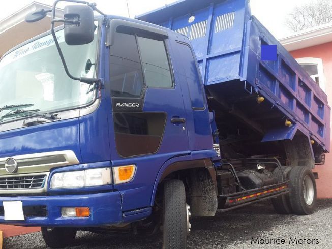 Used Hino Ranger Camion Bascule | 2001 Ranger Camion Bascule for sale ...