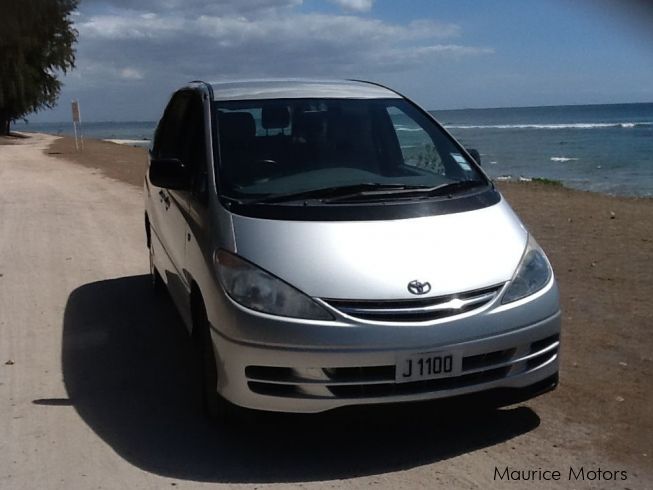 Toyota previa 2001