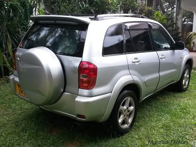 Used Toyota Rav 4 | 2001 Rav 4 for sale | Poste Lafayette Toyota Rav 4 ...