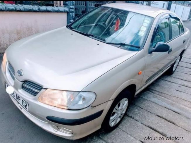 Бампер nissan sunny n16