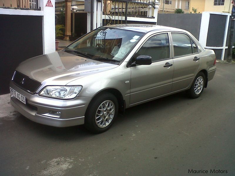 Mitsubishi lancer gl