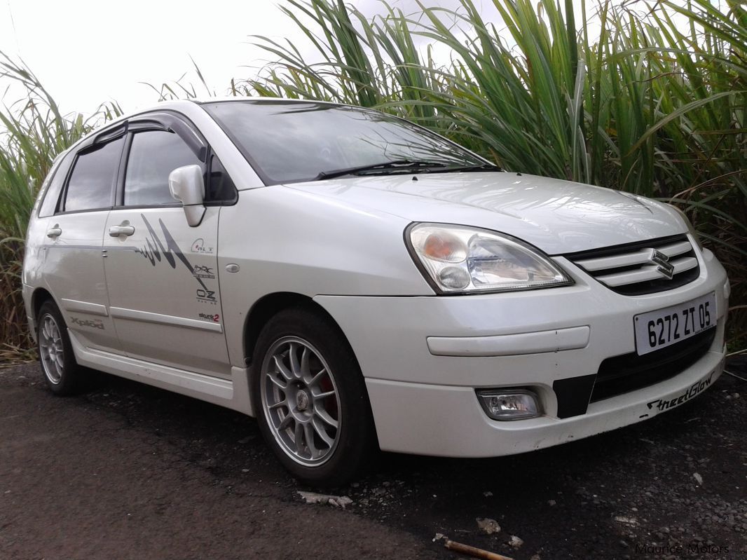 Suzuki liana 4wd 2005