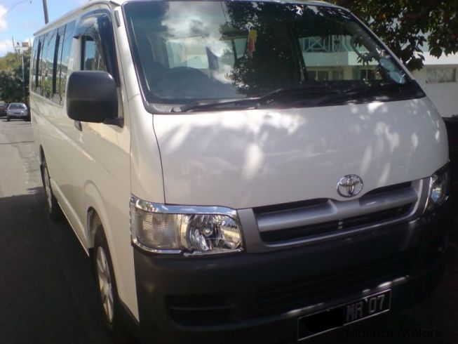 Used Toyota HiAce | 2005 HiAce for sale | Ollier Ave, Rose-Hill Toyota ...