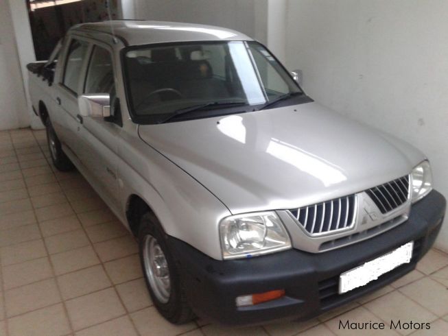 Used Mitsubishi L 200 | 2006 L 200 for sale | Riche-terre Mitsubishi L ...