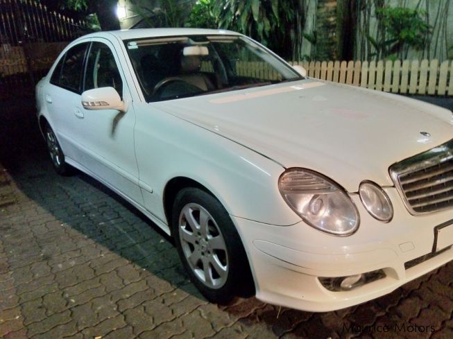 Used Mercedes-Benz E200 | 2007 E200 for sale | Belle Rose Mercedes-Benz ...