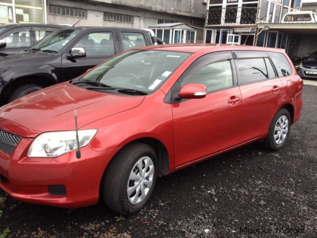 Toyota fielder 2008