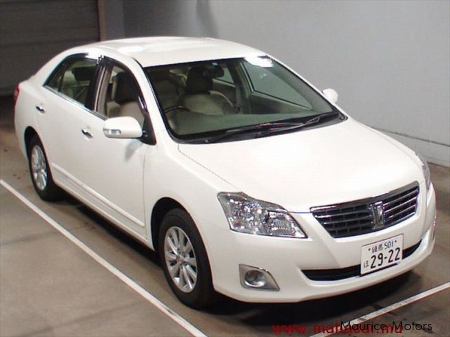 2011 toyota premio