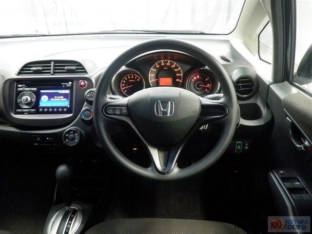 sales monthly report Anniversary 2 10th Fit Edition 2012 Used Fit   Honda