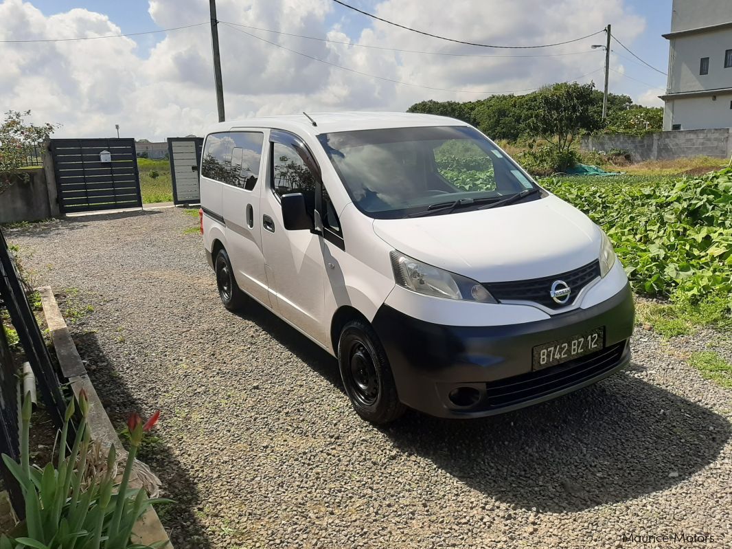 Nissan nv200 2012