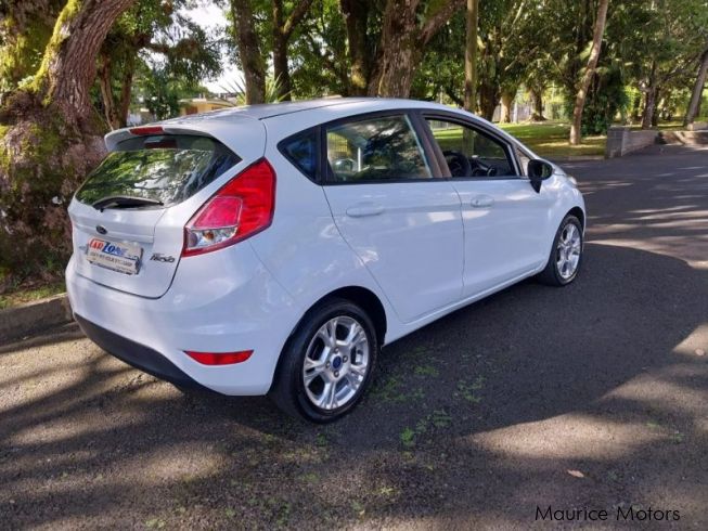 Used Ford Fiesta | 2015 Fiesta for sale | Saint Pierre Ford Fiesta ...