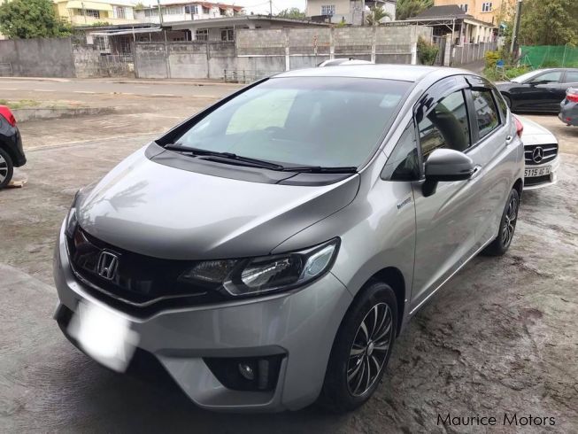 Used Honda FIT HYBRID 1.5 | 2015 FIT HYBRID 1.5 for sale | Floreal