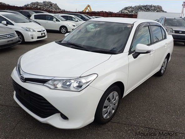 Toyota axio 2015