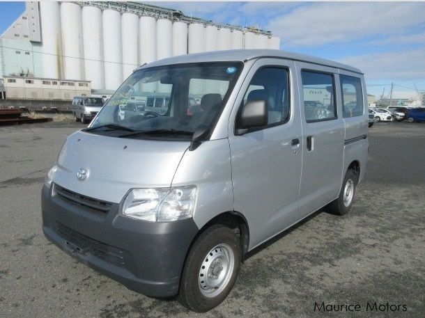 Used Toyota Liteace Van | 2016 Liteace Van for sale | Vacoas Toyota ...