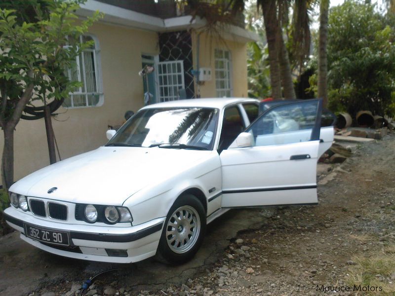 BMW 518i in Mauritius