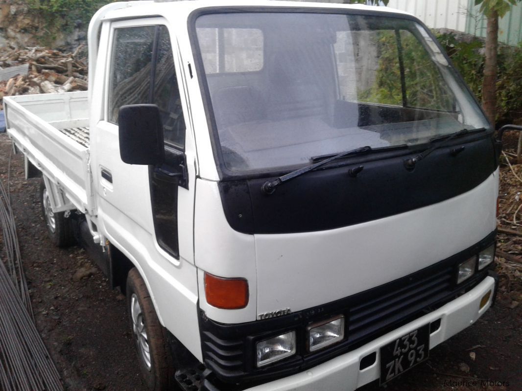 Toyota dyna 1993