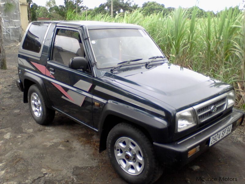 Daihatsu feroza in Mauritius