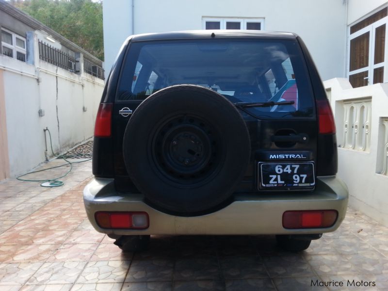 Nissan Mistral in Mauritius