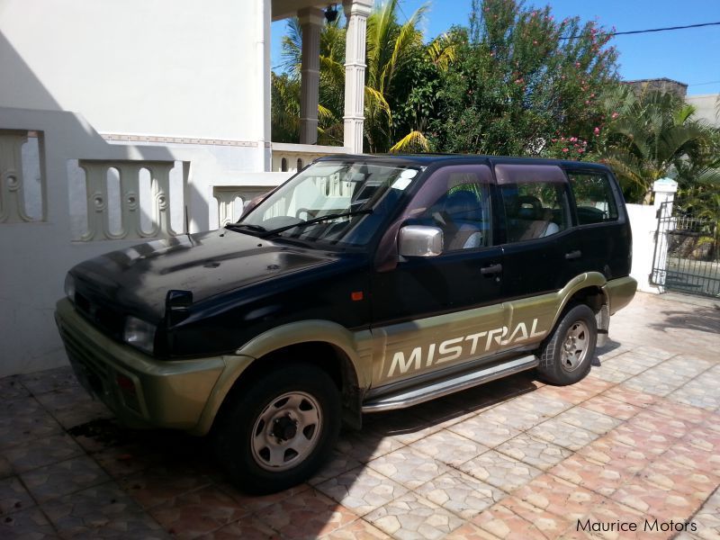 Nissan Mistral in Mauritius