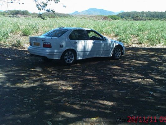 BMW 316i in Mauritius