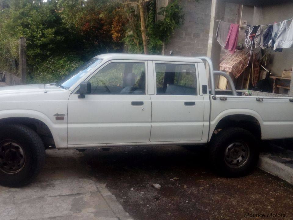 Used Mazda B2500 | 1998 B2500 For Sale | Curepipe Mazda B2500 Sales ...