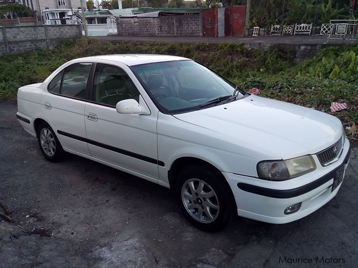 Nissan Sunny FB15 in Mauritius