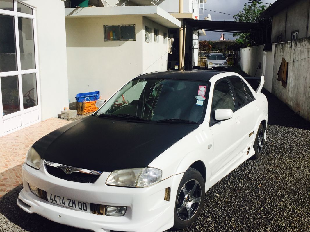 Mazda 323 familia in Mauritius