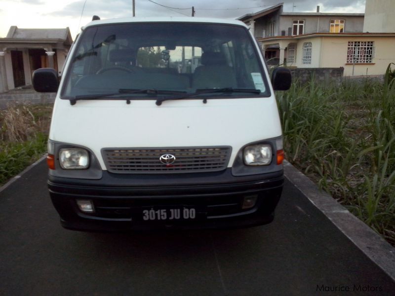 Used Toyota HIACE | 2000 HIACE for sale | La Flora Toyota HIACE sales ...