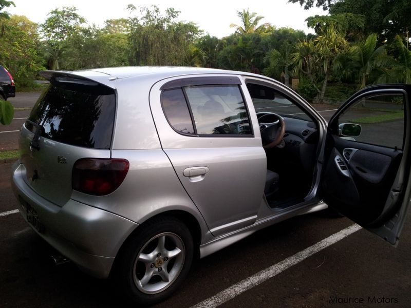 Used Toyota Vitz  2000 Vitz for sale  21 Avenue Dunant 