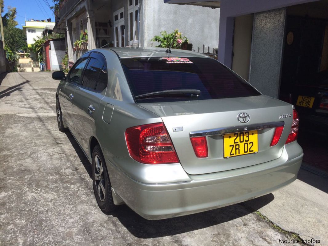 Toyota premio manual