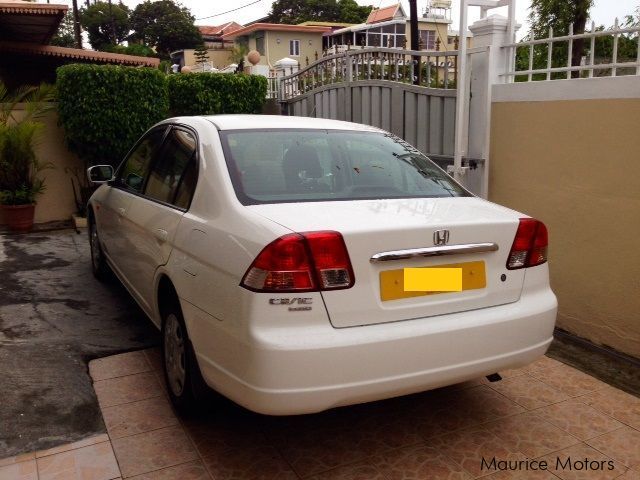 Honda civic ferio 2003