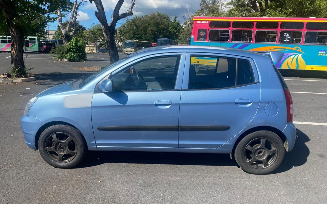 Kia Picanto Lx in Mauritius