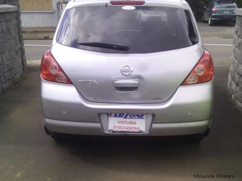 Nissan tiida 07