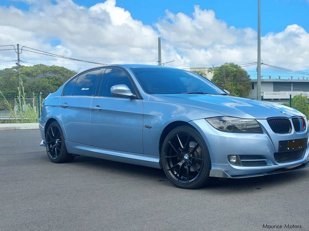 BMW 320i in Mauritius