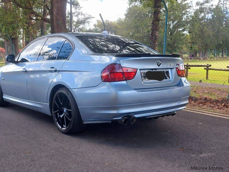 BMW 320i in Mauritius