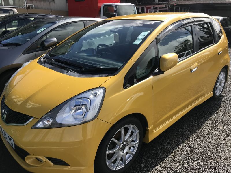 Used Honda HONDA FIT yellow 2010 HONDA FIT yellow for sale Camp