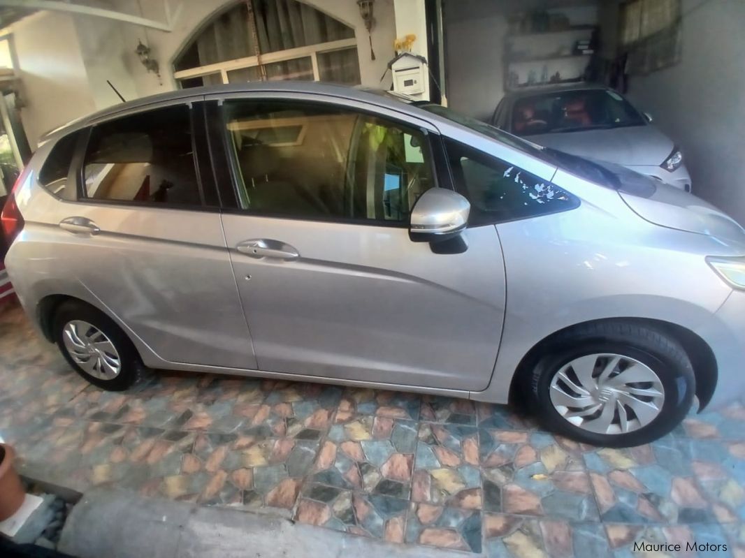 Used Honda Honda fit | 2015 Honda fit for sale | Plaine Magnien Honda ...