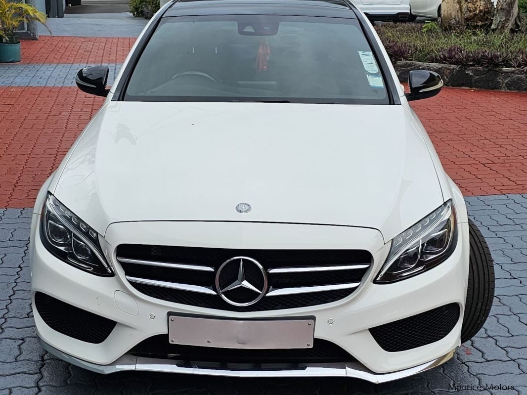 Mercedes-Benz C180 in Mauritius