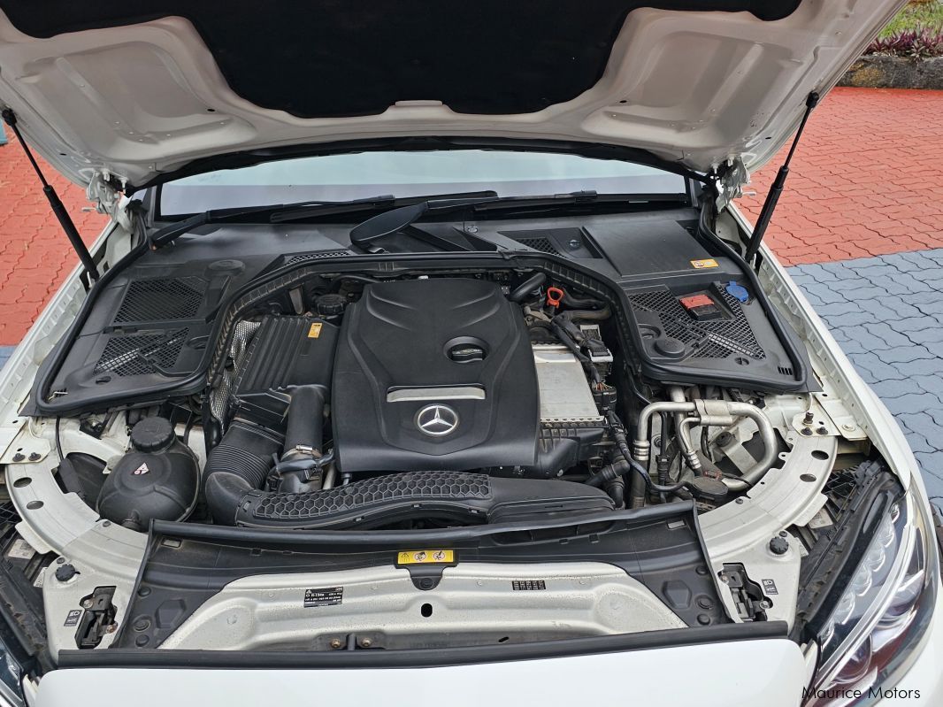 Mercedes-Benz C180 in Mauritius