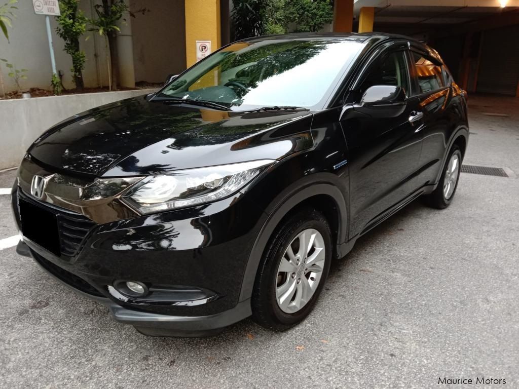 Honda Vezel X in Mauritius