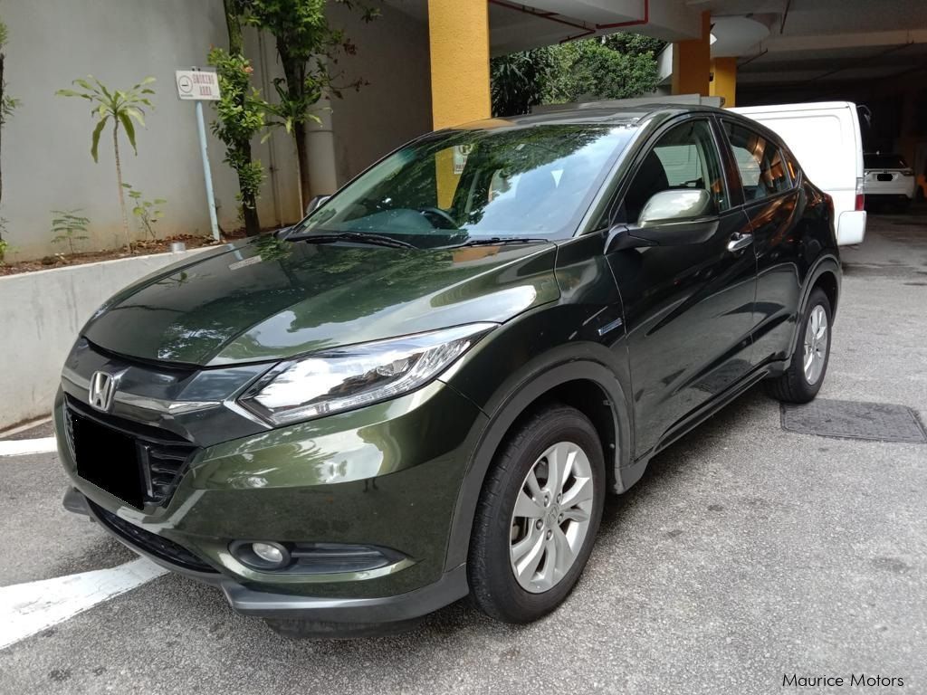 Honda Vezel X in Mauritius