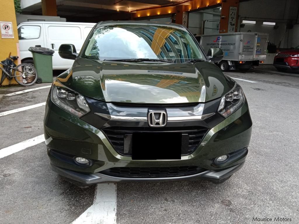 Honda Vezel X in Mauritius