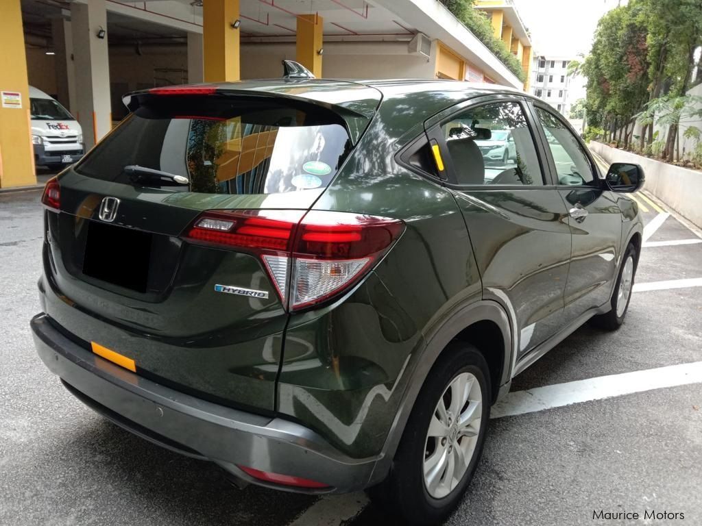 Honda Vezel X in Mauritius